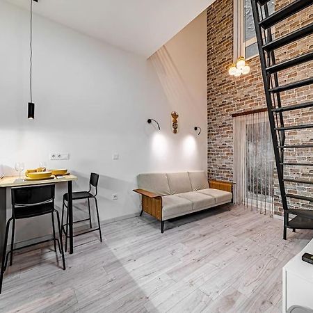 Chic Loft Bp: Industrial Gem Διαμέρισμα Βουδαπέστη Εξωτερικό φωτογραφία