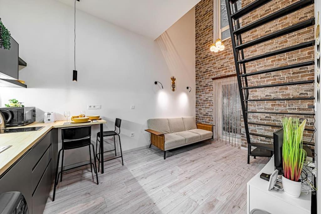 Chic Loft Bp: Industrial Gem Διαμέρισμα Βουδαπέστη Εξωτερικό φωτογραφία